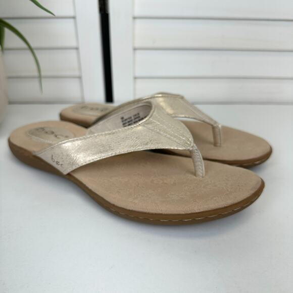 BOC Born Concept Gold‎ Faux Vegan Leather Flip Flop Thong Sandal Comfort Shoe 9M - Picture 2 of 9